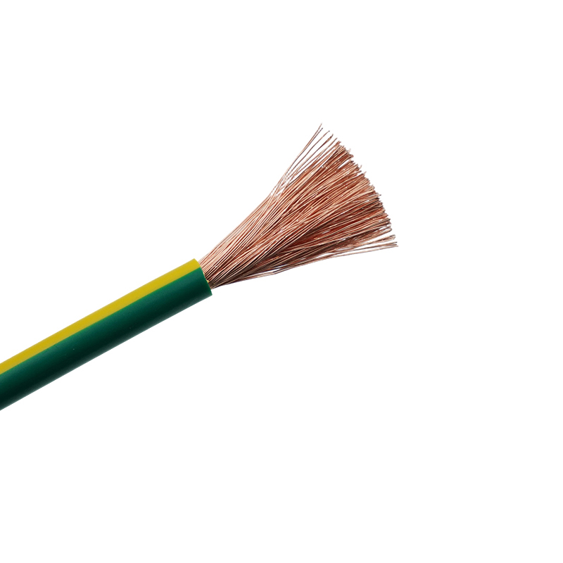 ลวดยืดหยุ่นหุ้มฉนวนพีวีซีแกนทองแดง (H05VVC4V5-K 5G1.0)